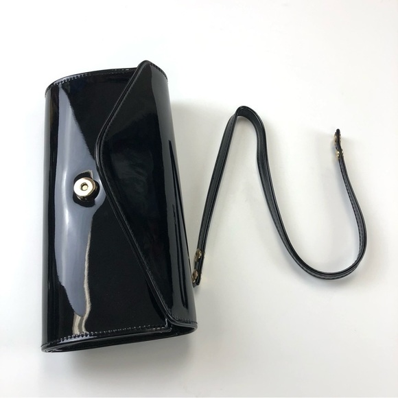 BLACK patent envelope clutch with strap NEW - Picture 5 of 6